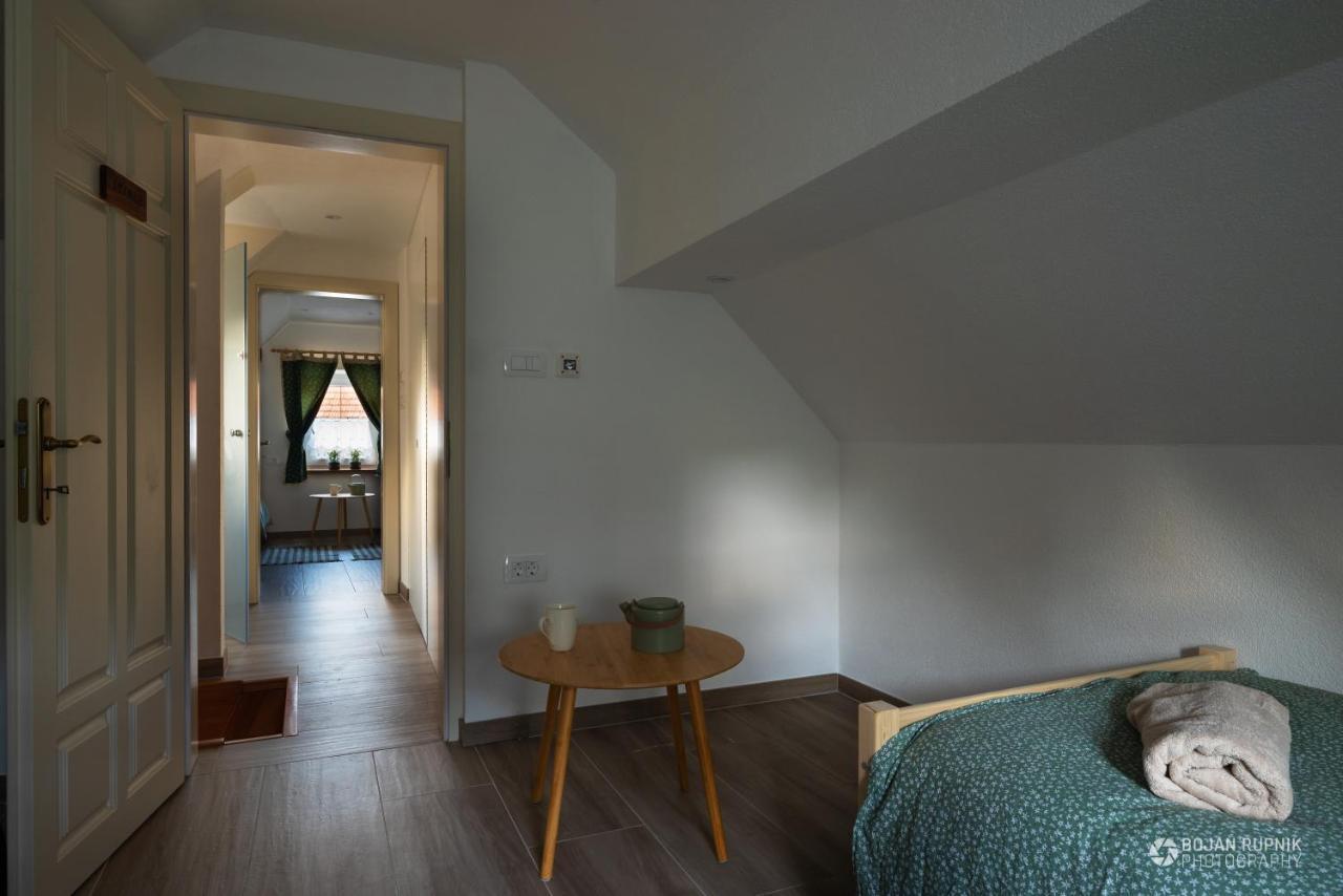 Cherry House - Cosy House - Ideal For Bear Watching, In The Neighborhood Of The Medieval Sneznik Castle Stari Trg pri Lozu Exterior foto